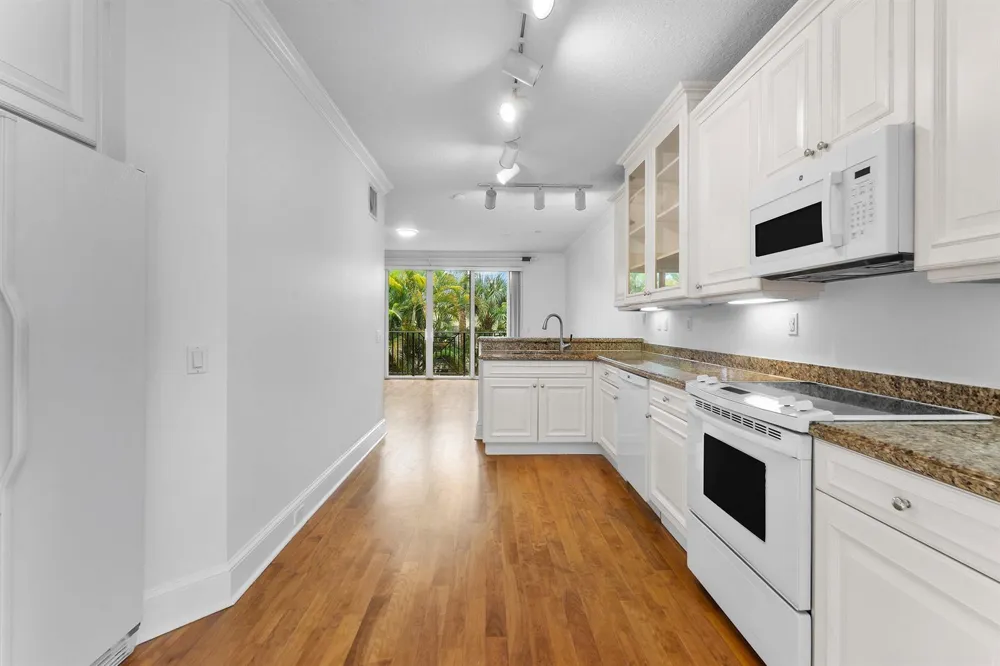 455 JUNO DUNES WAY Juno Beach, FL 33408