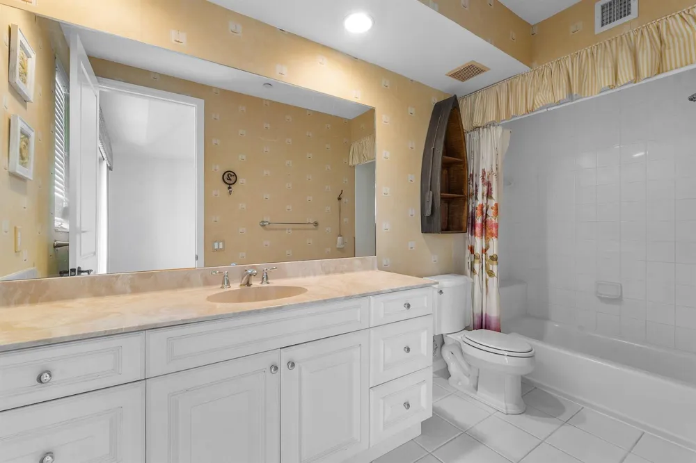 455 JUNO DUNES WAY Juno Beach, FL 33408
