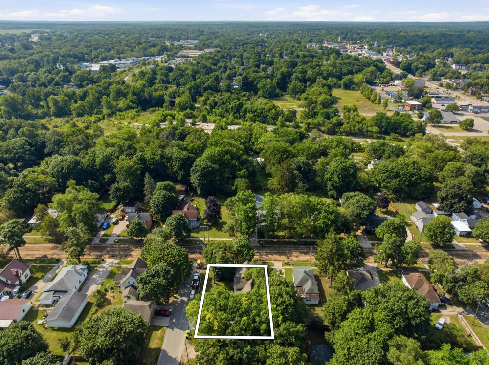 314 E Coffren Avenue Greenville City, MI 48838