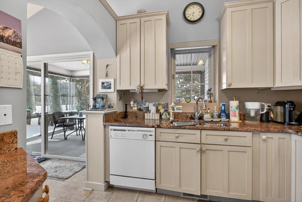 2205 Lake Wood Drive Summit Township, MI 49203
