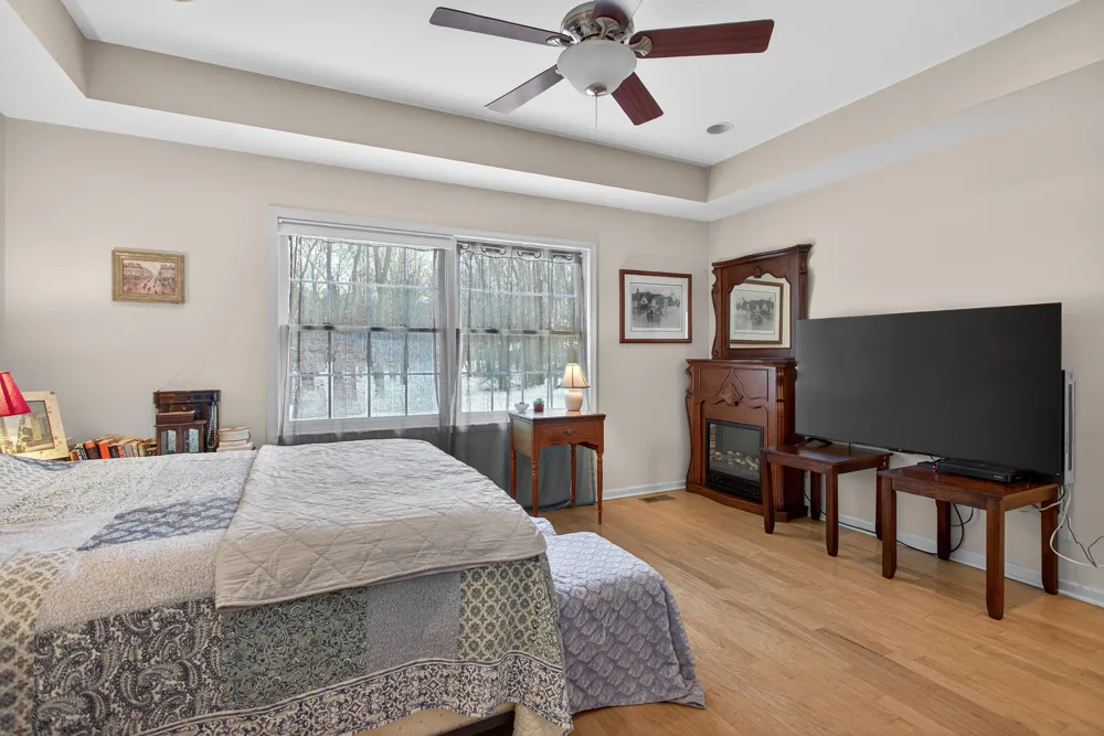 2205 Lake Wood Drive Summit Township, MI 49203