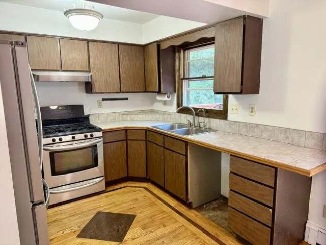711 E North Drive Marshall City, MI 49068