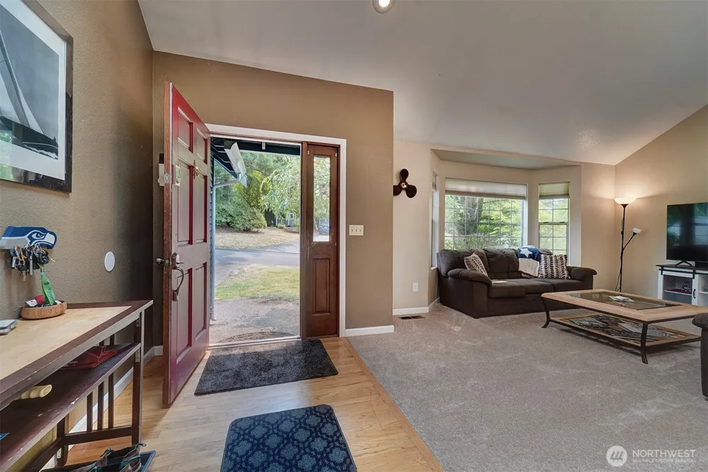 1596 NW Duesenberg Court Silverdale, WA 98383