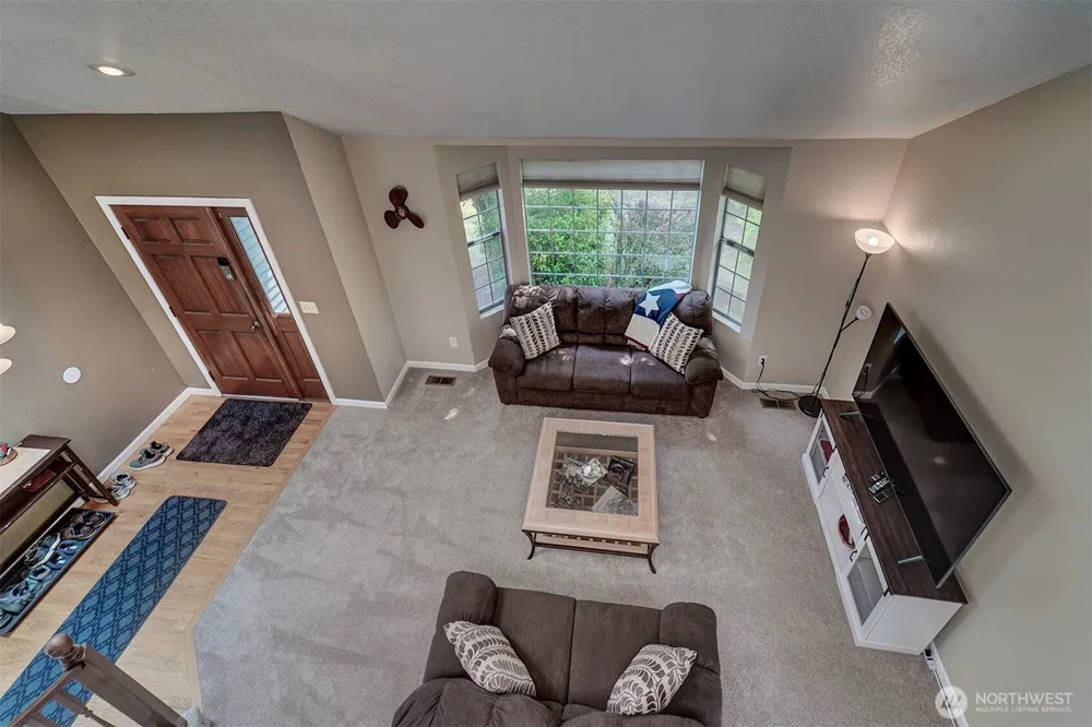 1596 NW Duesenberg Court Silverdale, WA 98383