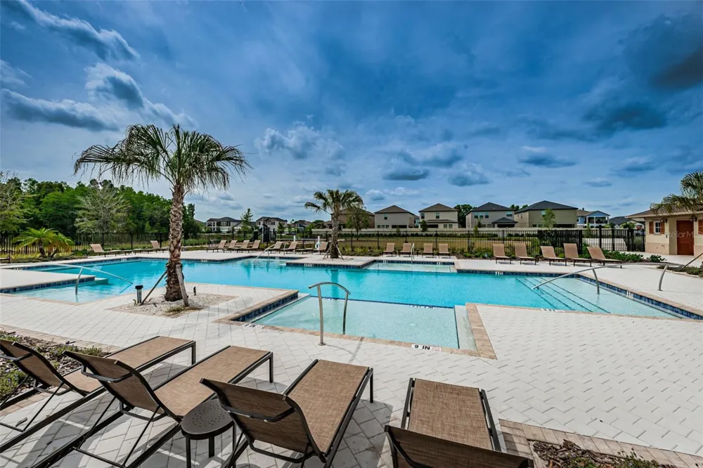8327 CRESCENT OAKS DRIVE New Port Richey, FL 34655