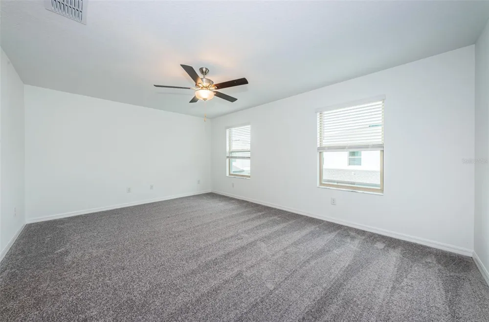 8327 CRESCENT OAKS DRIVE New Port Richey, FL 34655