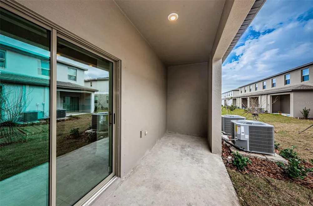 8327 CRESCENT OAKS DRIVE New Port Richey, FL 34655