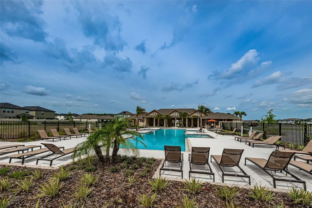 8327 CRESCENT OAKS DRIVE New Port Richey, FL 34655