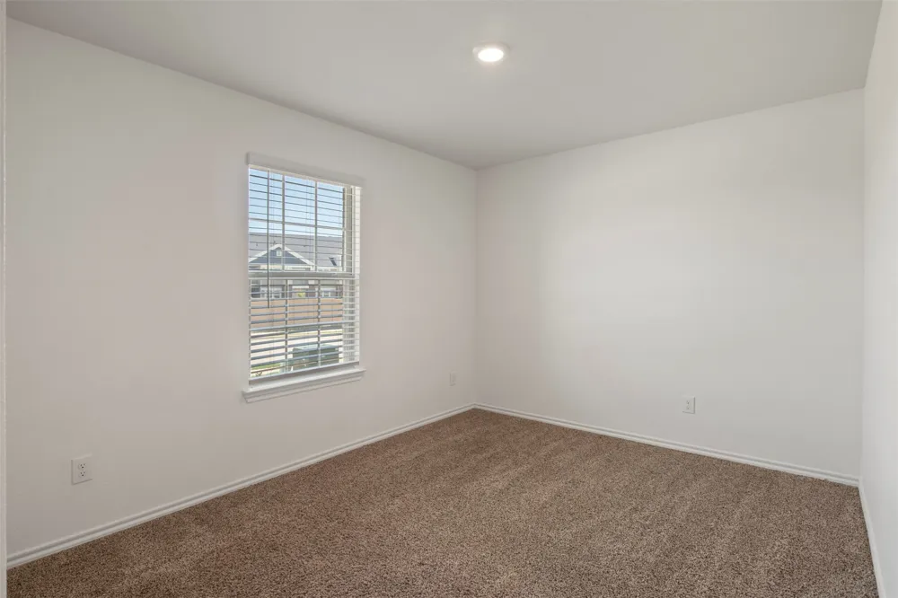 2004 Princeton Avenue Farmersville, TX 75442