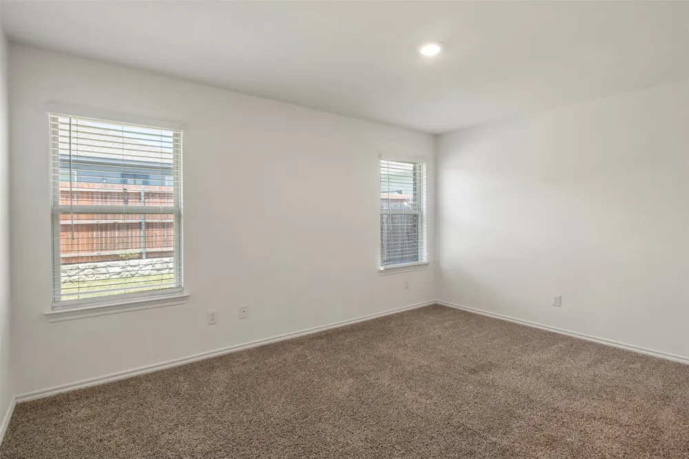 2004 Princeton Avenue Farmersville, TX 75442