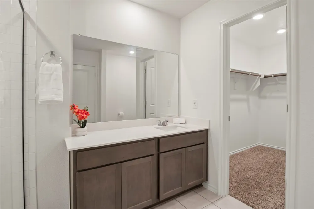 2004 Princeton Avenue Farmersville, TX 75442