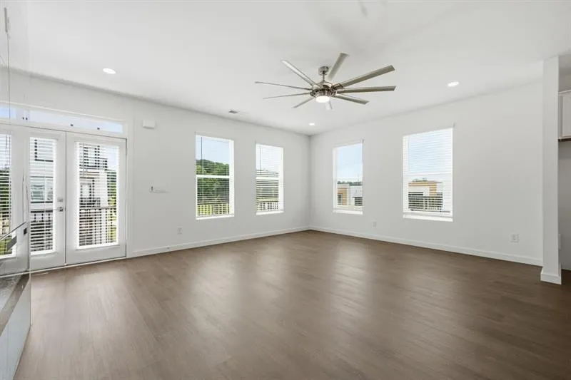 1062 Glen Opal Drive Decatur, GA 30032