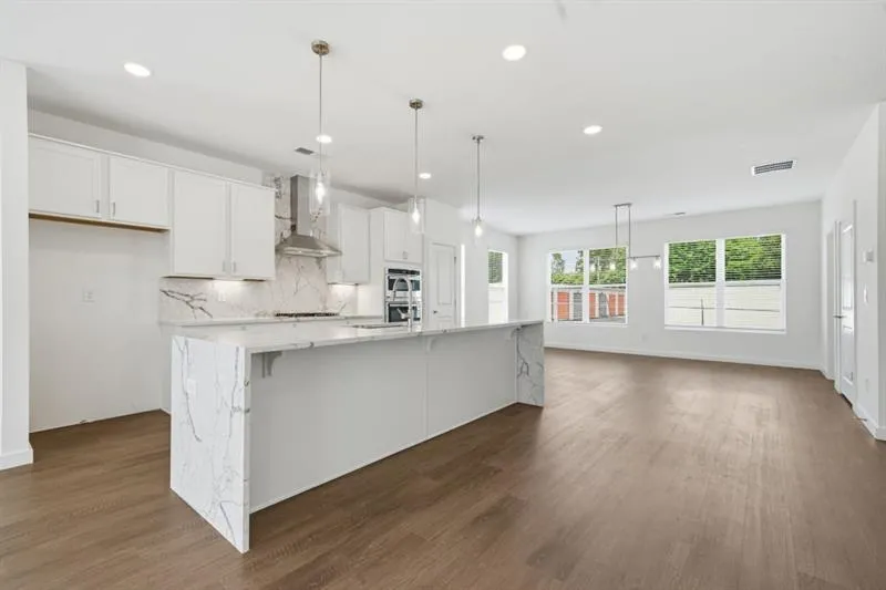 1062 Glen Opal Drive Decatur, GA 30032