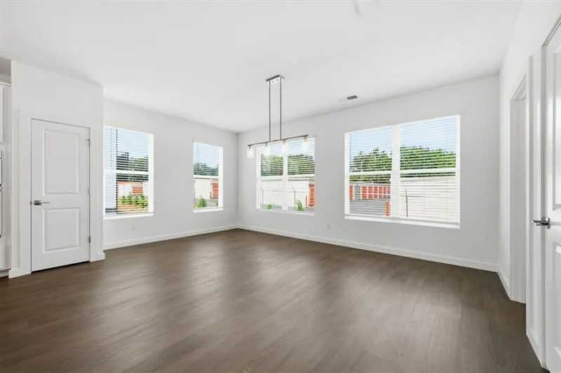 1062 Glen Opal Drive Decatur, GA 30032