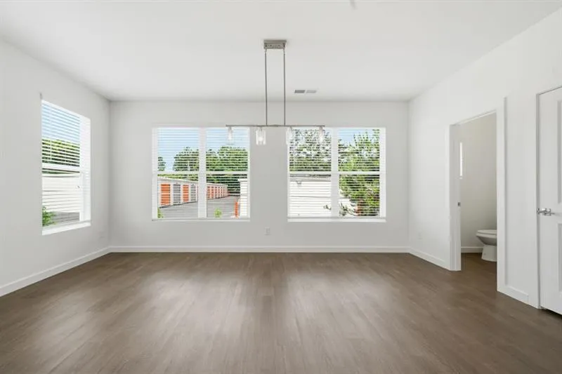 1062 Glen Opal Drive Decatur, GA 30032