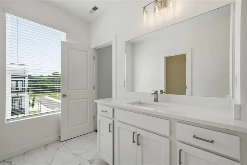 1062 Glen Opal Drive Decatur, GA 30032