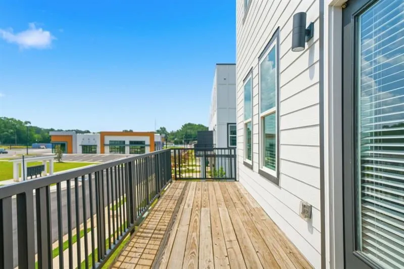 1062 Glen Opal Drive Decatur, GA 30032