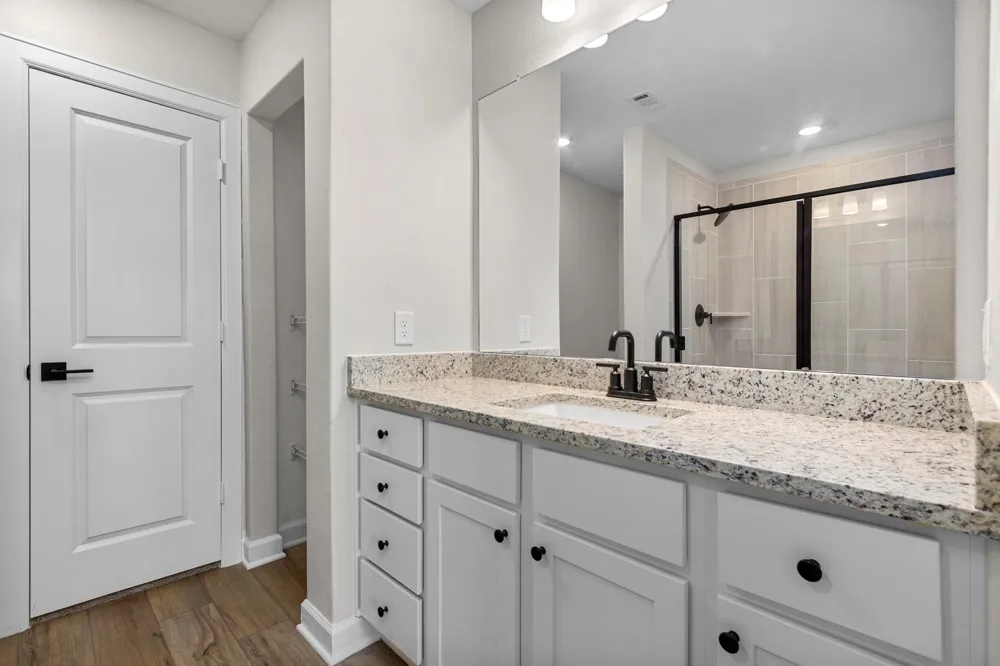 10807 Hickory Lane Beasley, TX 77417