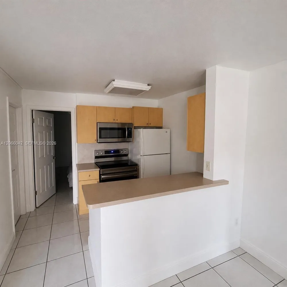 7151 Miami Lakes Dr #P36 Miami Lakes, FL 33014