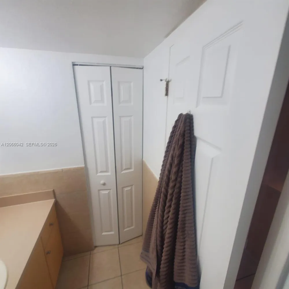 7151 Miami Lakes Dr #P36 Miami Lakes, FL 33014