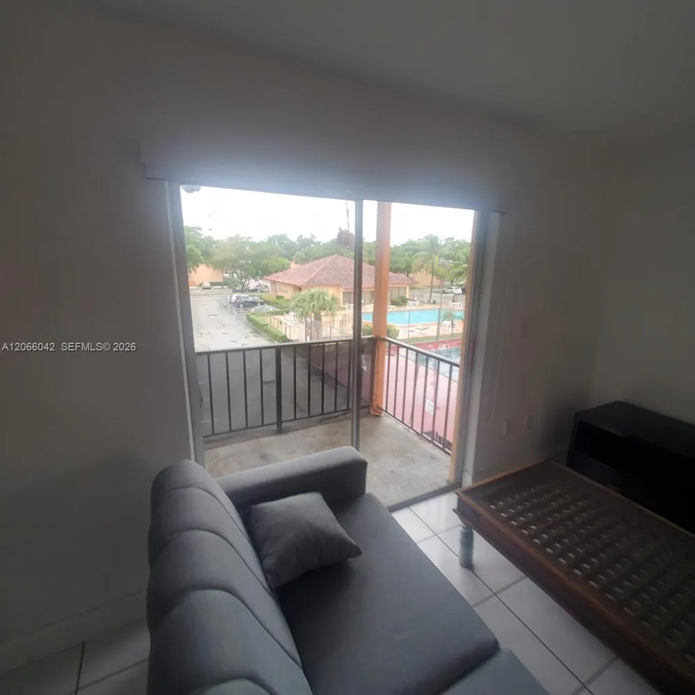 7151 Miami Lakes Dr #P36 Miami Lakes, FL 33014