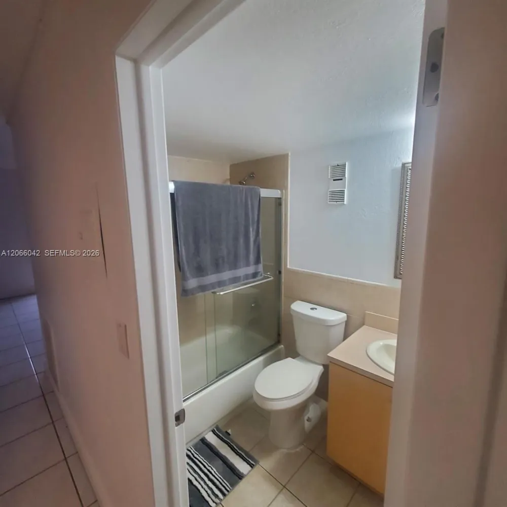 7151 Miami Lakes Dr #P36 Miami Lakes, FL 33014