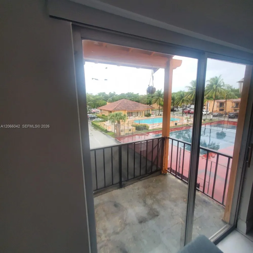 7151 Miami Lakes Dr #P36 Miami Lakes, FL 33014