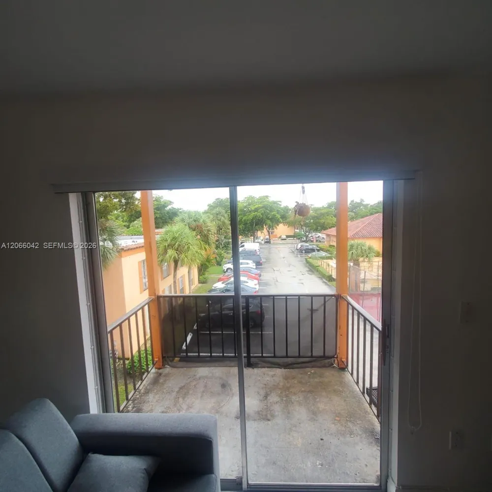 7151 Miami Lakes Dr #P36 Miami Lakes, FL 33014