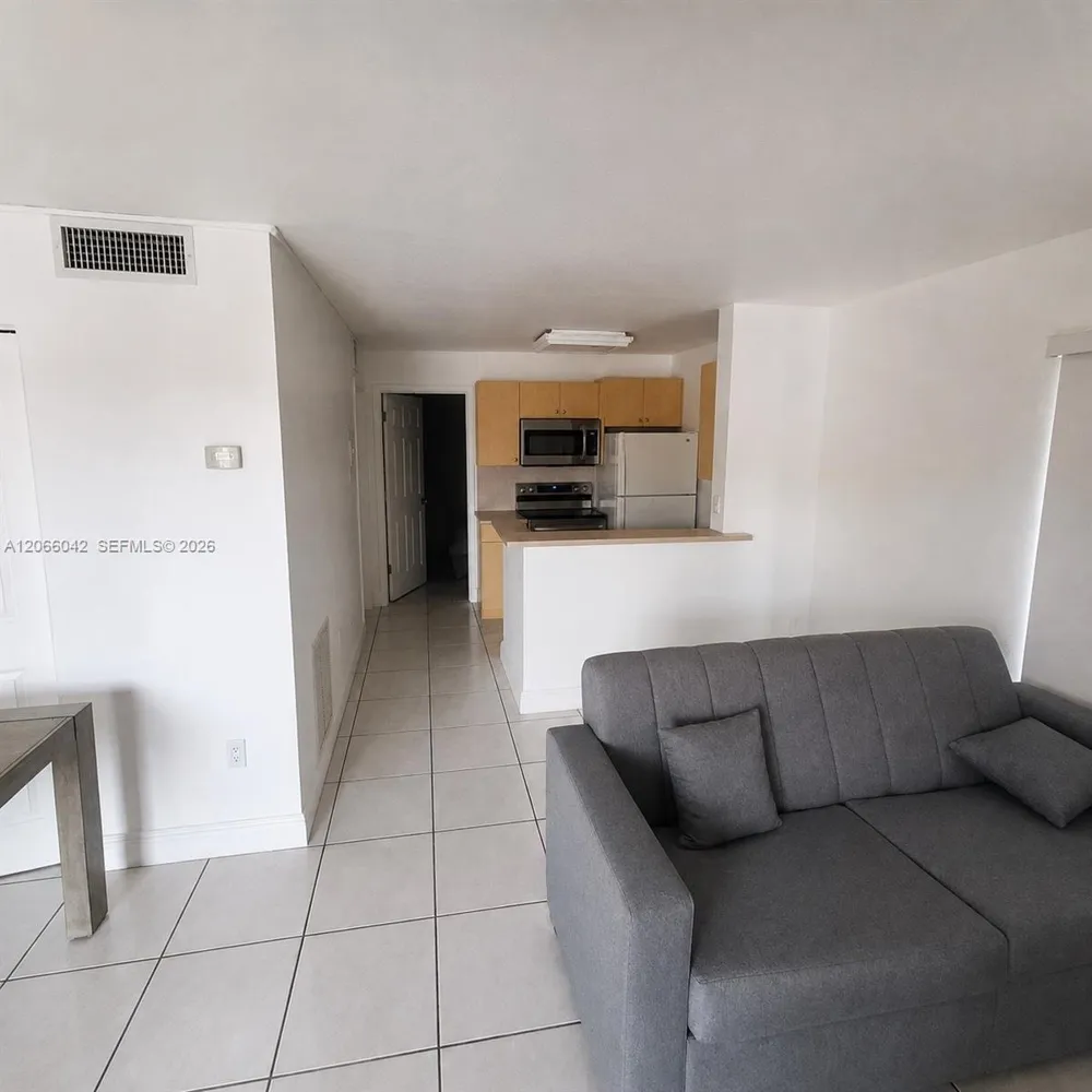 7151 Miami Lakes Dr #P36 Miami Lakes, FL 33014
