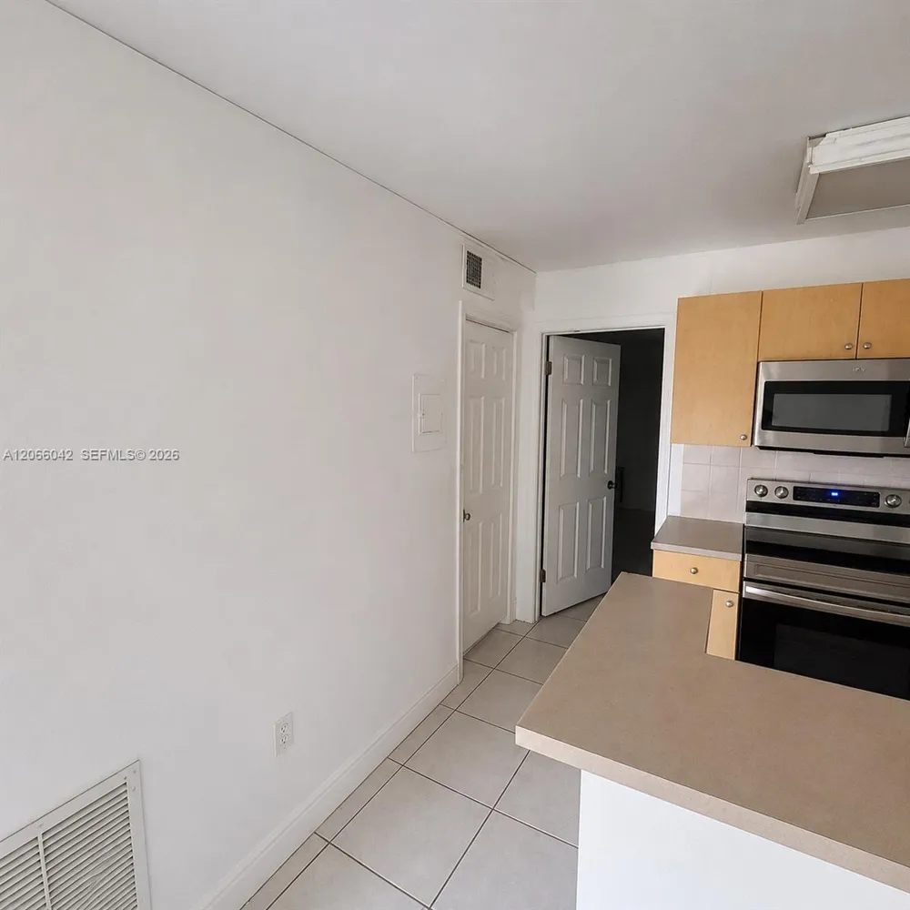 7151 Miami Lakes Dr #P36 Miami Lakes, FL 33014