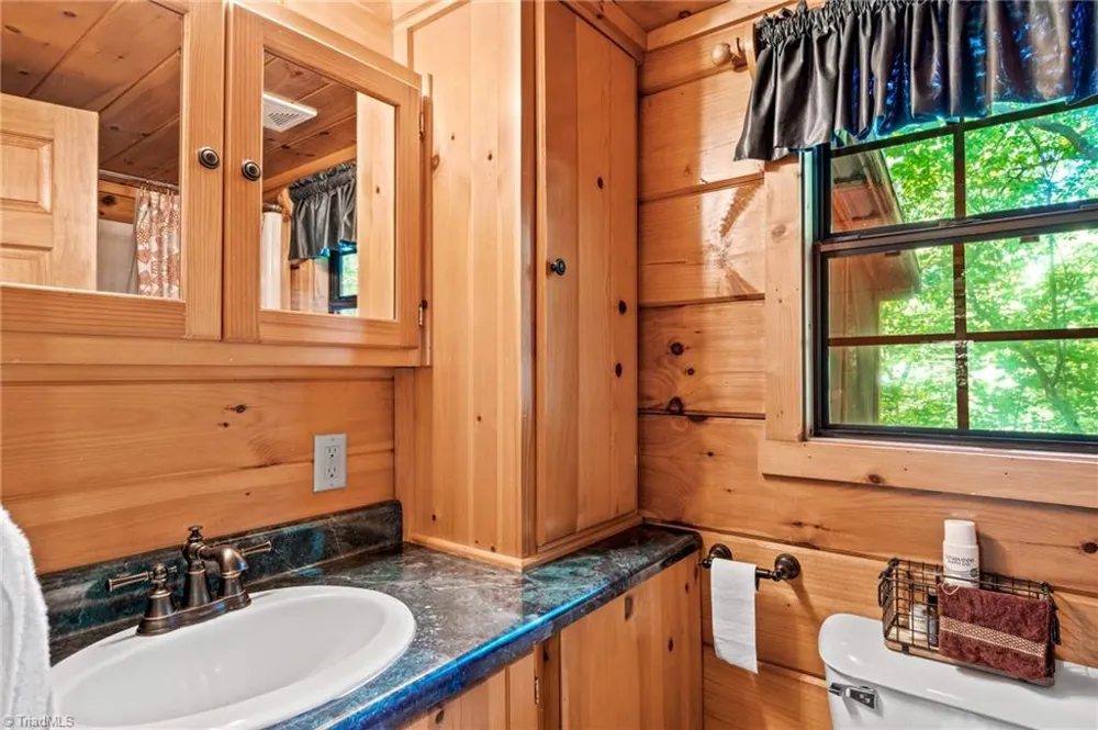 157 Wolf Trail McGrady, NC 28649