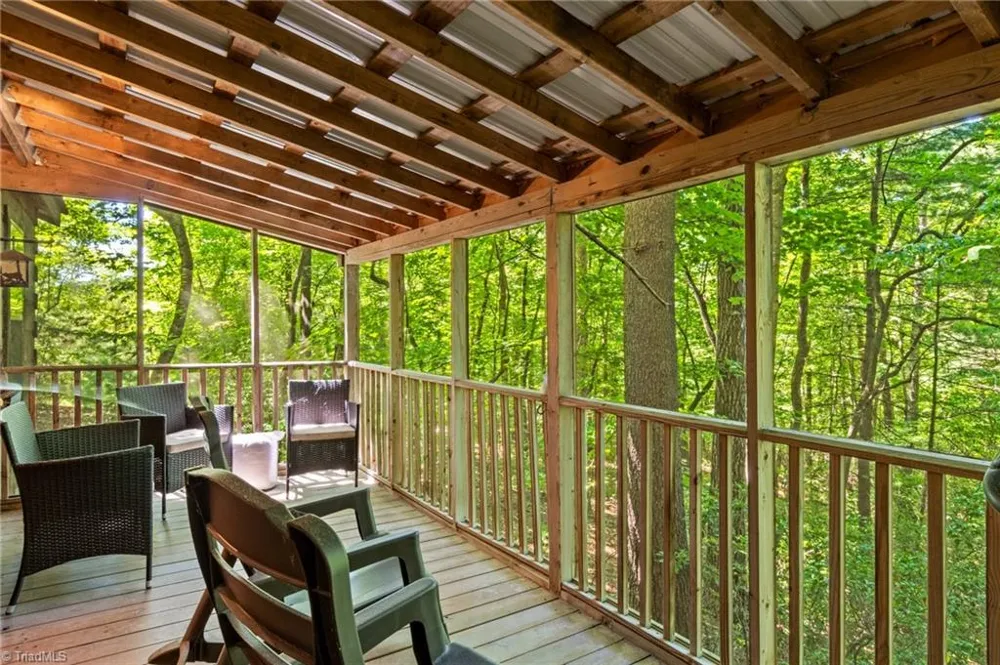 157 Wolf Trail McGrady, NC 28649