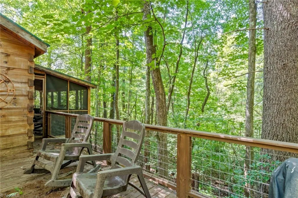 157 Wolf Trail McGrady, NC 28649