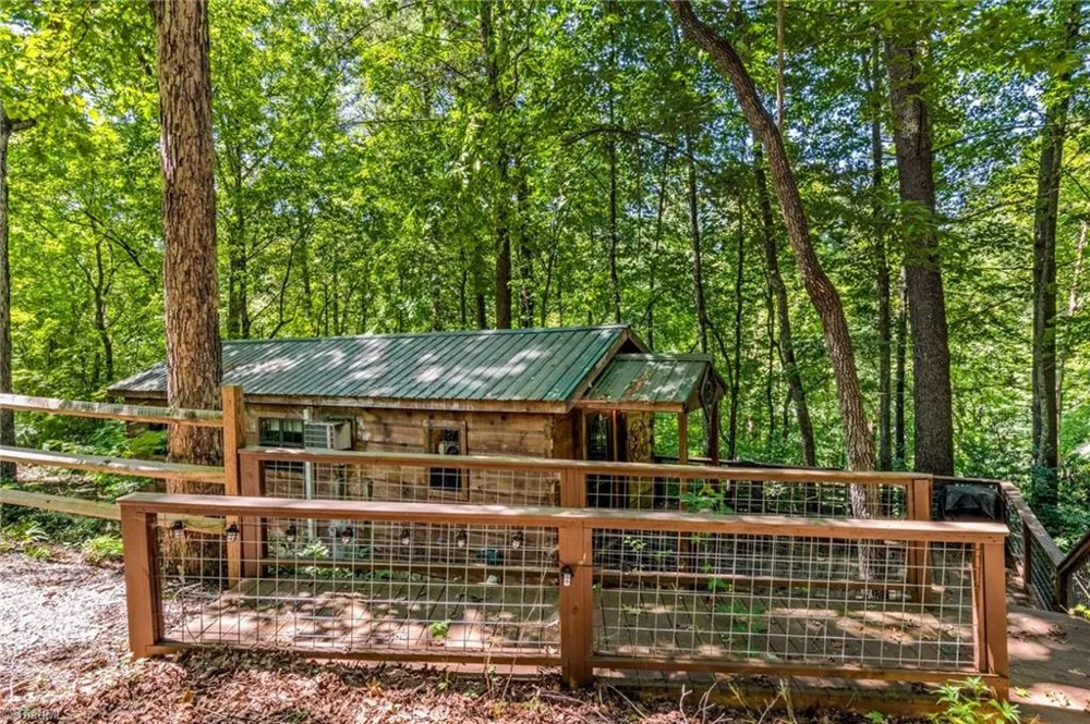 157 Wolf Trail McGrady, NC 28649