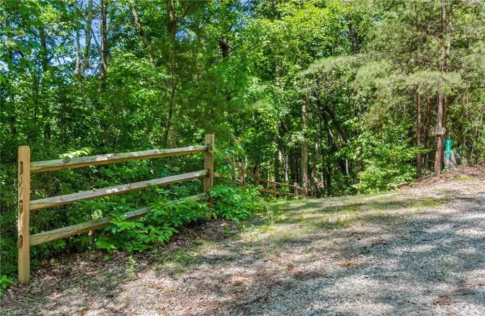 157 Wolf Trail McGrady, NC 28649
