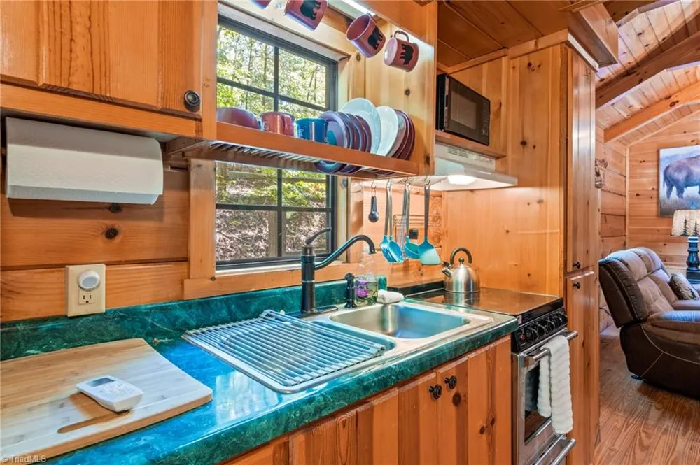 157 Wolf Trail McGrady, NC 28649