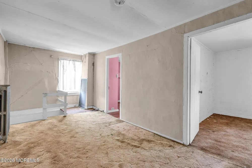 19 High Street Allentown, NJ 08501