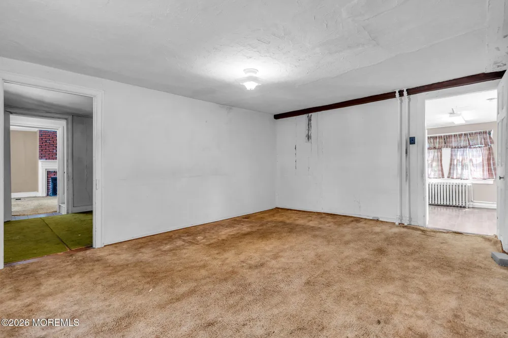 19 High Street Allentown, NJ 08501