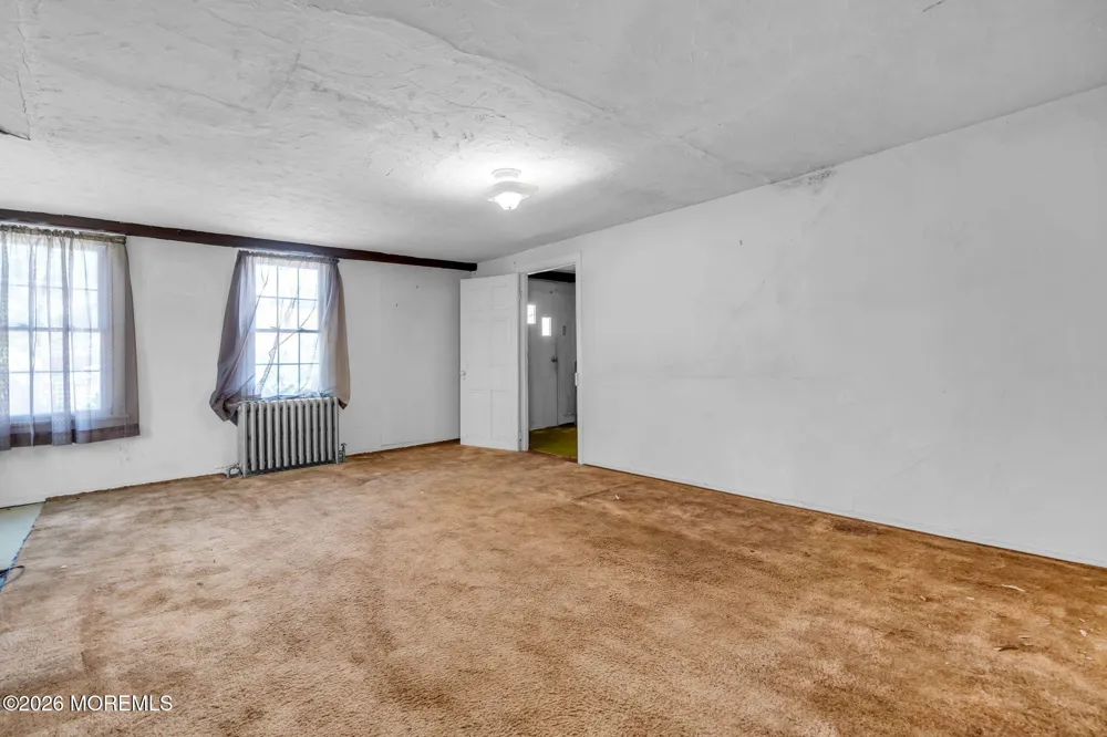 19 High Street Allentown, NJ 08501