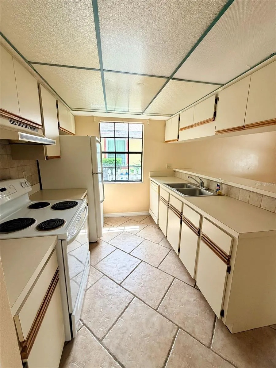 437 WOOD ROSE LANE Altamonte Springs, FL 32714
