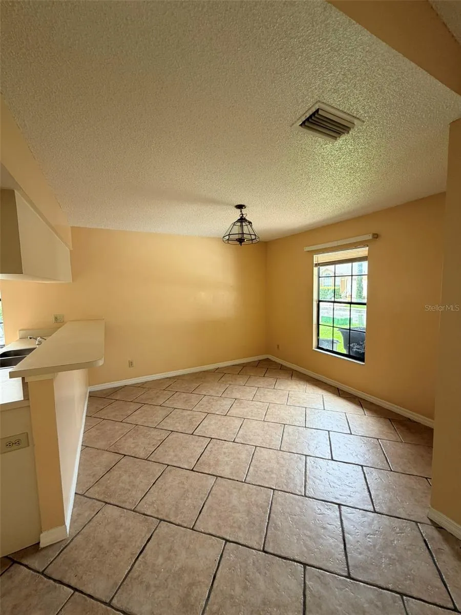 437 WOOD ROSE LANE Altamonte Springs, FL 32714