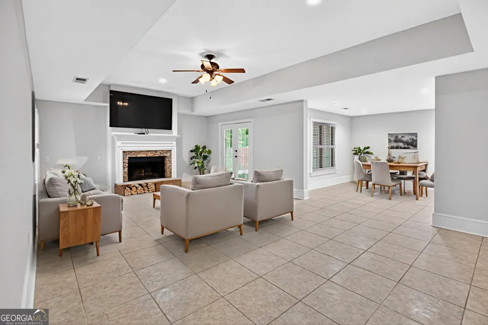246 Smokerise TRCE Peachtree City, GA 30269