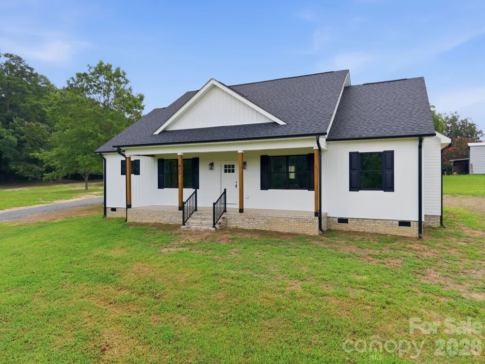417 E 2nd Street Faith, NC 28041