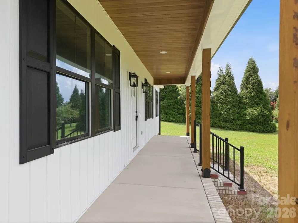 417 E 2nd Street Faith, NC 28041