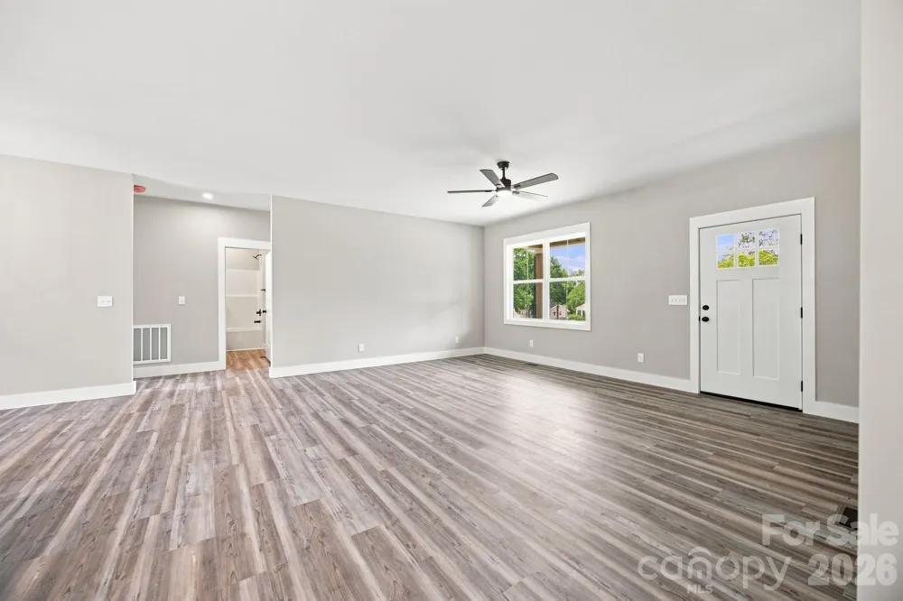 417 E 2nd Street Faith, NC 28041