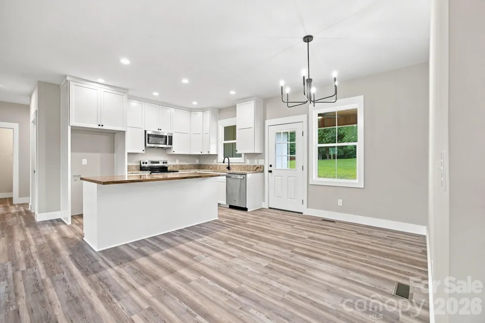 417 E 2nd Street Faith, NC 28041