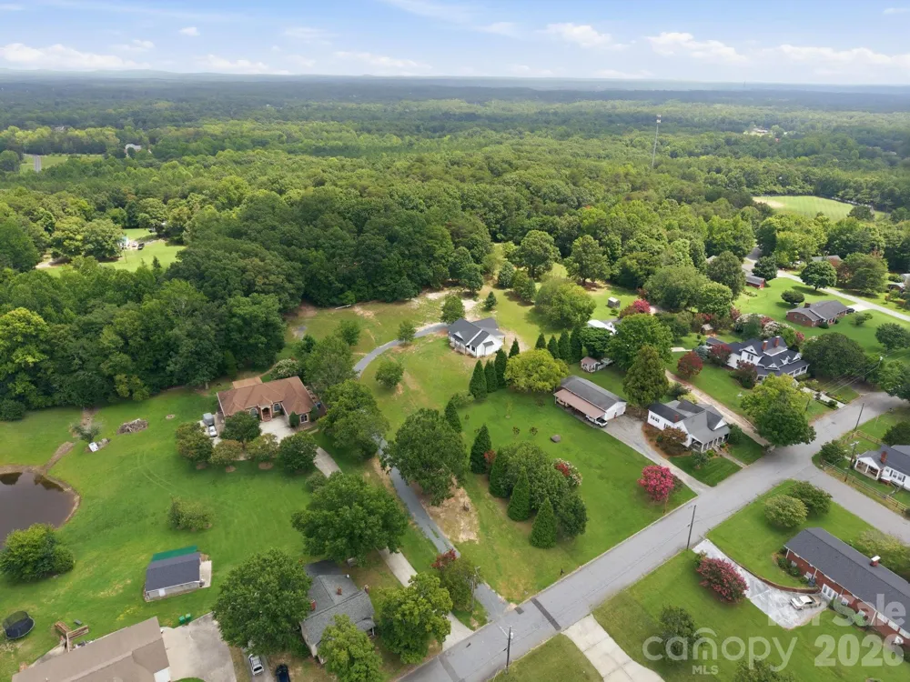 417 E 2nd Street Faith, NC 28041