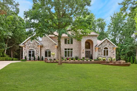 2966 Sundance Path