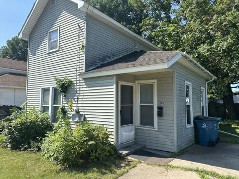 102 S George Street