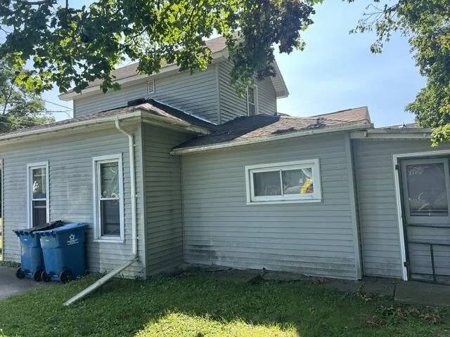 102 S George Street Decatur, MI 49045